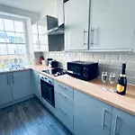 펜션 The Georgian Townhouse - 4 Bedrooms - Sleeps 9