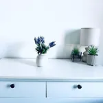 펜션 The Georgian Townhouse - 4 Bedrooms - Sleeps 9 *