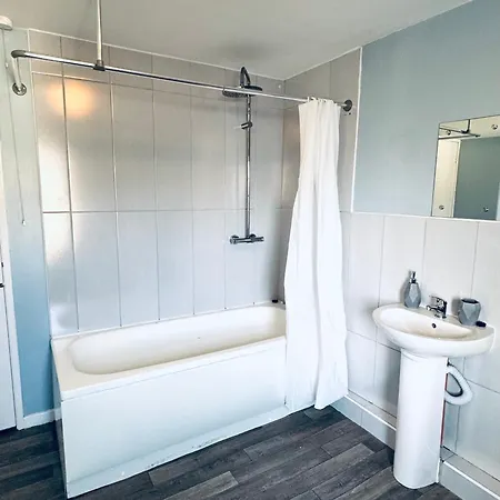 The Georgian Townhouse - 4 Bedrooms - Sleeps 9 Hébergement de vacances *